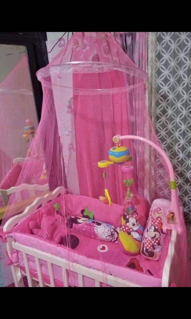 Baby wooden crib set (Category: Cots & Cribs) located in Caloocan City. Submitted by trebdy01 (Listing ID 1029172951, Image 2). Description: Baby crib set -crib -comforter -bumper -pillow set You can choose diffrnt kind of design for comforter -US cotton/canadian cotton pure *can buy crib only or set *pm me 22x36 24x40 standard.