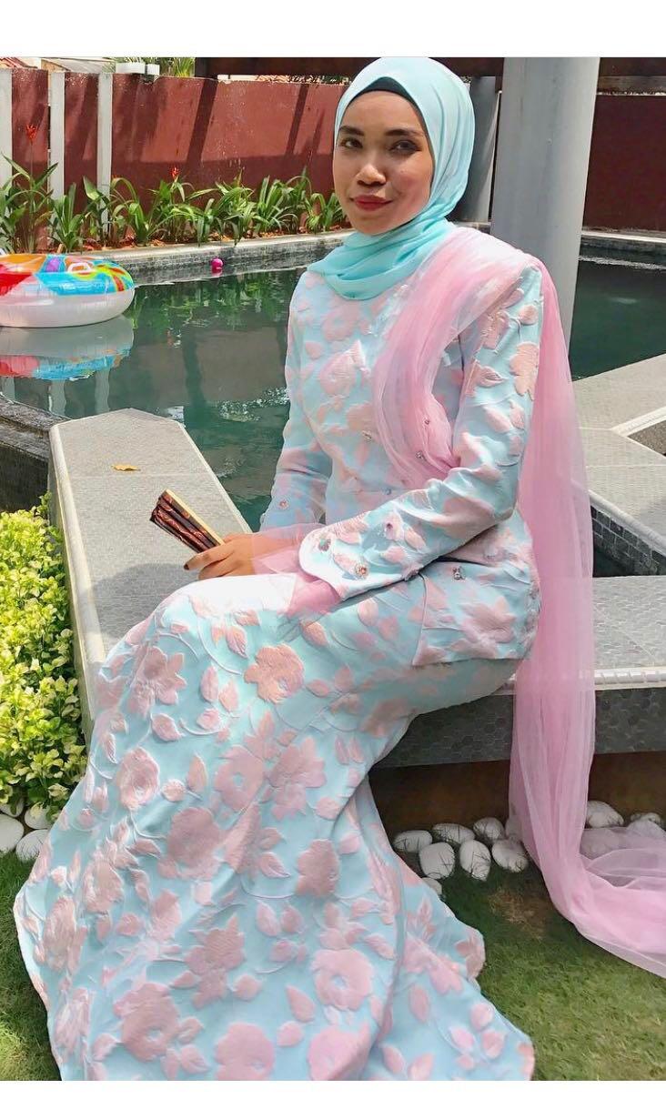 Baju kurung baby best sale pink
