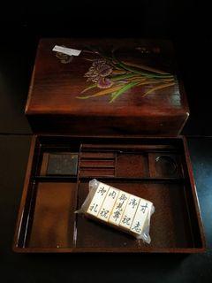 Bento Box with organizer inside