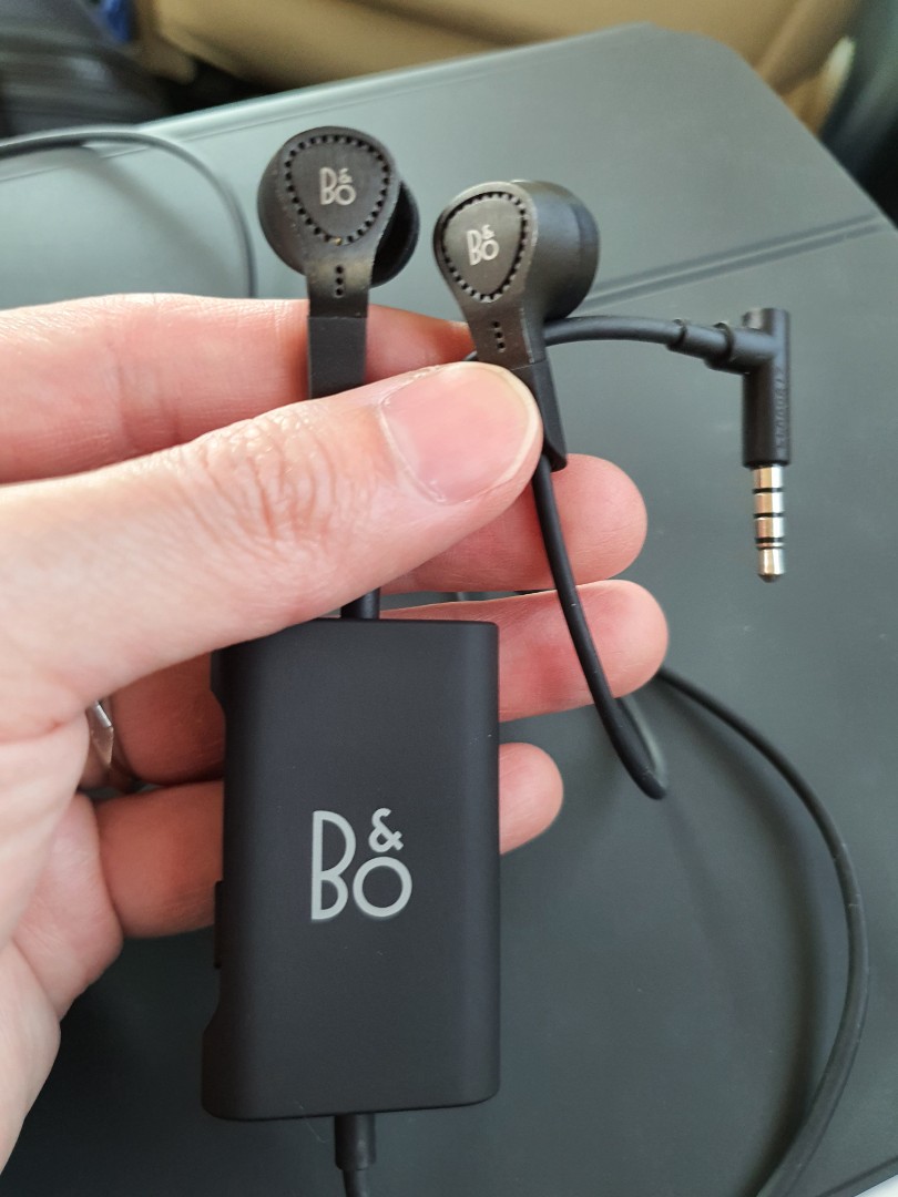 B\u0026O Bang \u0026 Olufsen Beoplay E4 Activr Noise cancelling Earphone, Hobbies \u0026  Toys, Music \u0026 Media, Music Accessories on Carousell