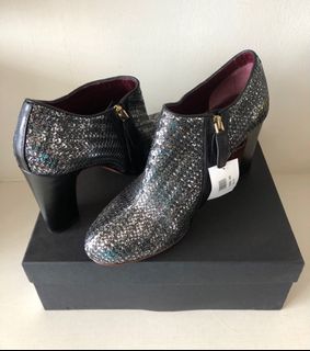 Marc jacobs online boots sale