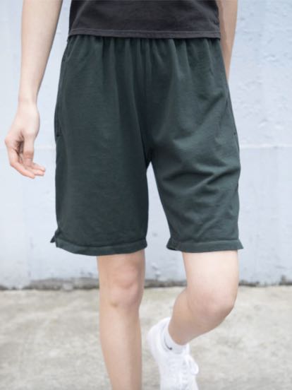 Brandy Melville Rosa sweatshorts in 