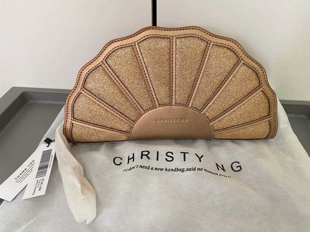 Christy deals ng clutch
