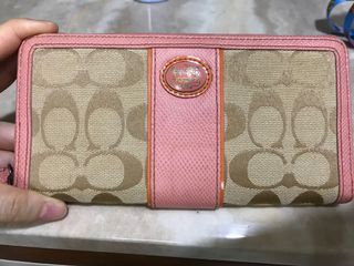 (Category: ) located in . Submitted by m_earrings (Listing ID 1028965578, Image 1). Description: .