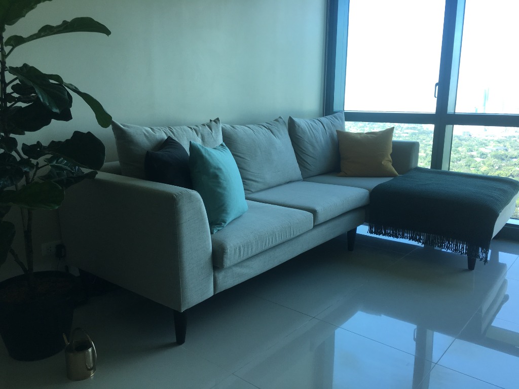 Design L-Shape Sofa - Great Quality!