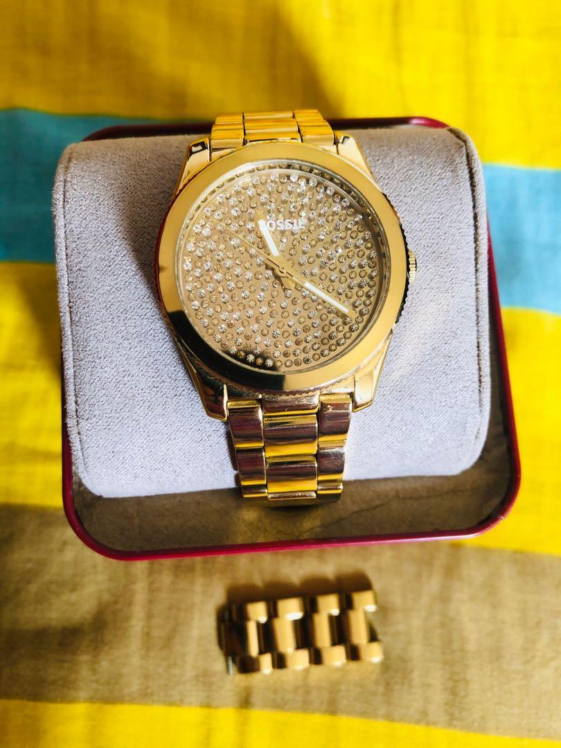Fossil watch on sale with diamond face