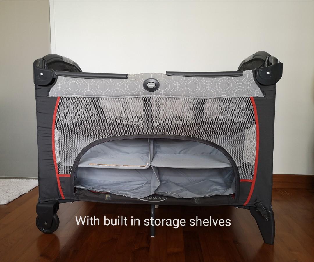 Graco pack n hot sale play newborn napper dlx