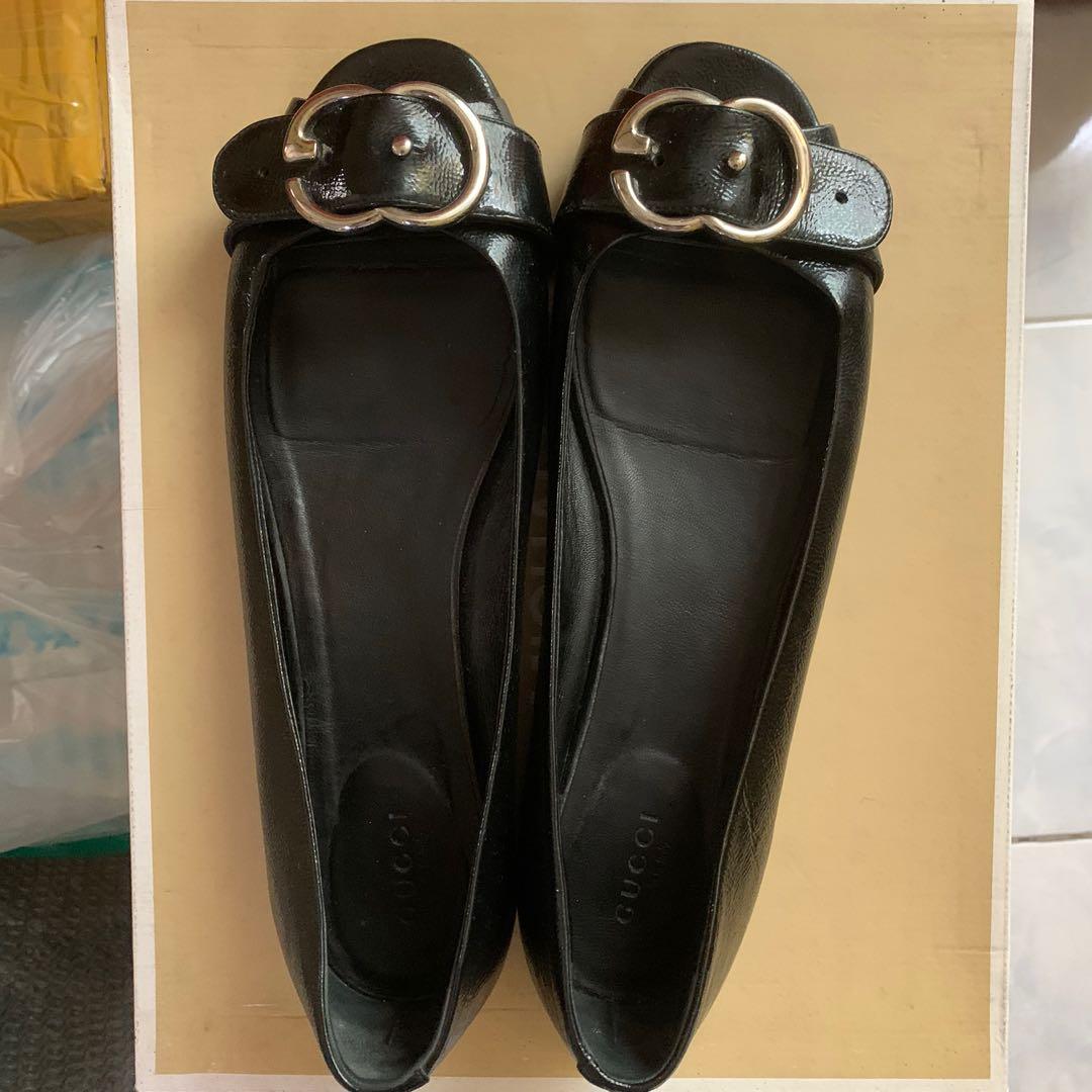 Gucci peep toe flats discount