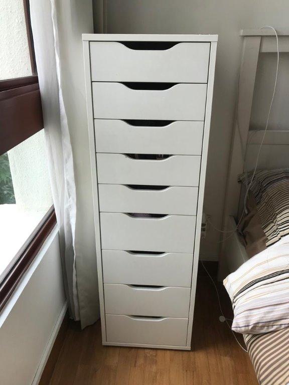 Drawer unit with 9 drawers clearance