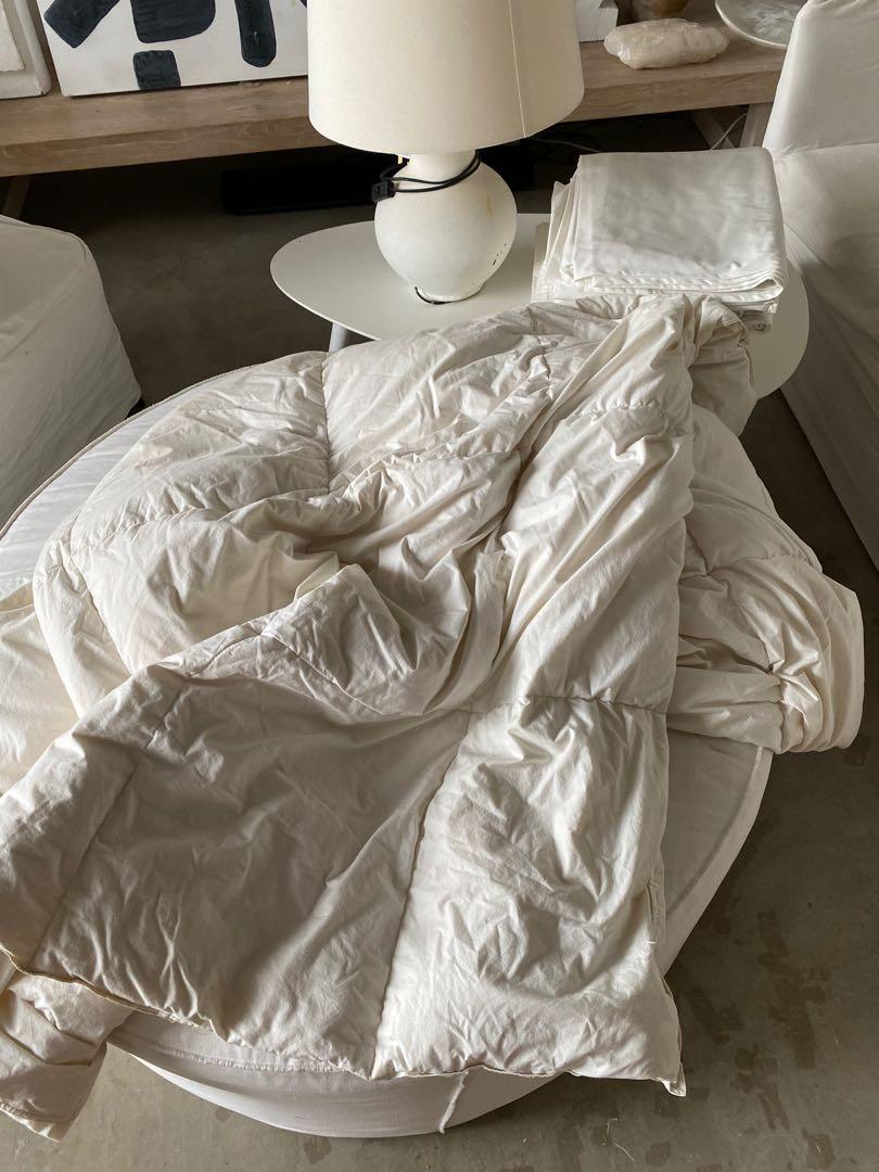 Ikea Honsbar Down and Feather Quilt queen Furniture Home