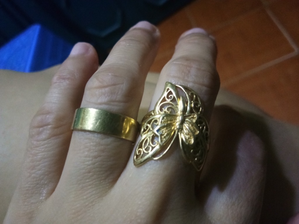 18k gold hot sale butterfly ring