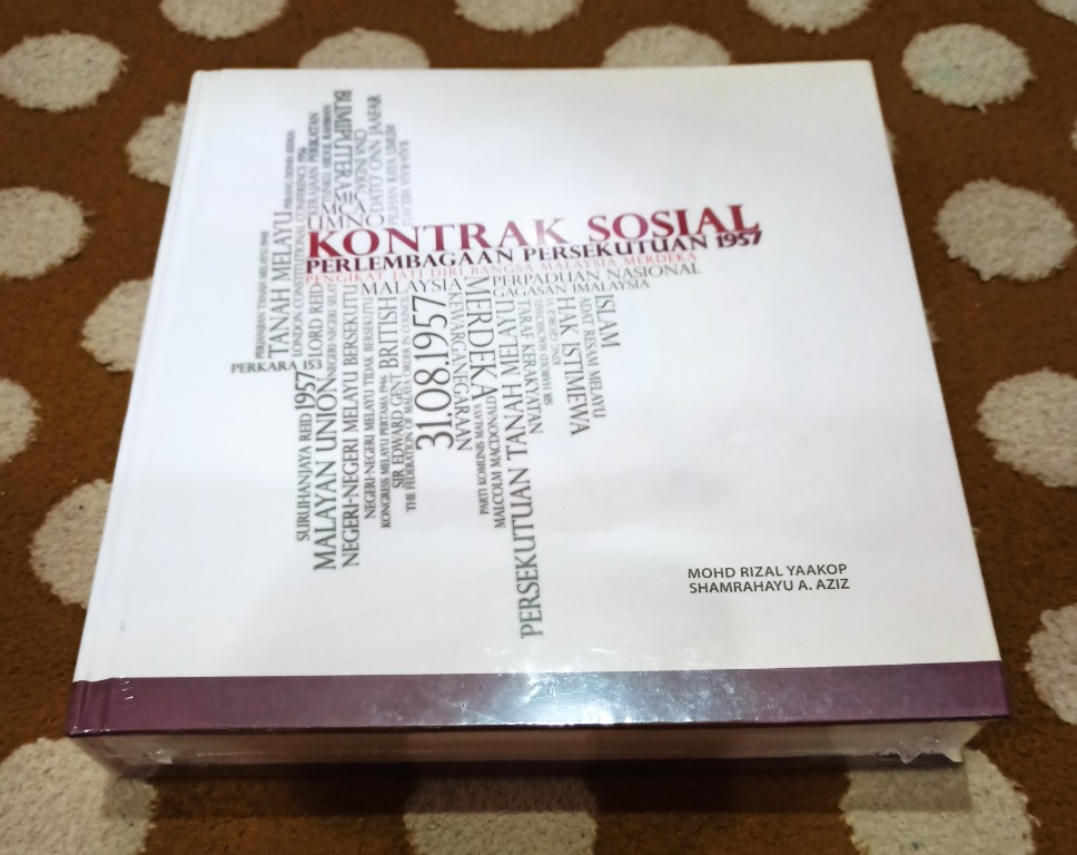Kontrak Sosial - Perlembagaan Persekutuan 1957, Books & Stationery 