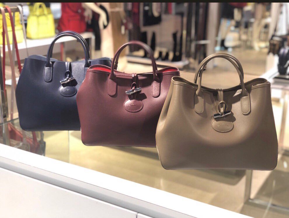 Longchamp Roseau top handle, Women's Fashion, Bags & Wallets, Purses &  Pouches on Carousell