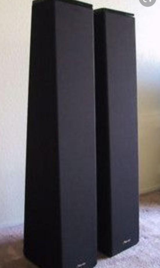 Mirage OM 10 Bipolar Speakers