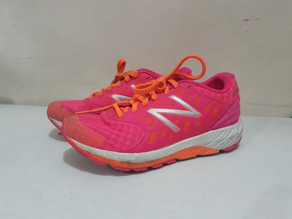new balance kids fuelcore urge