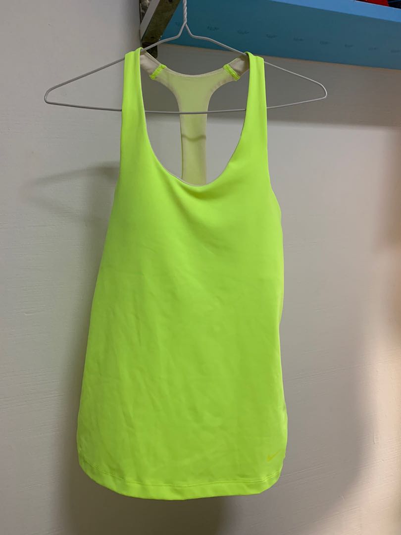 nike gym top