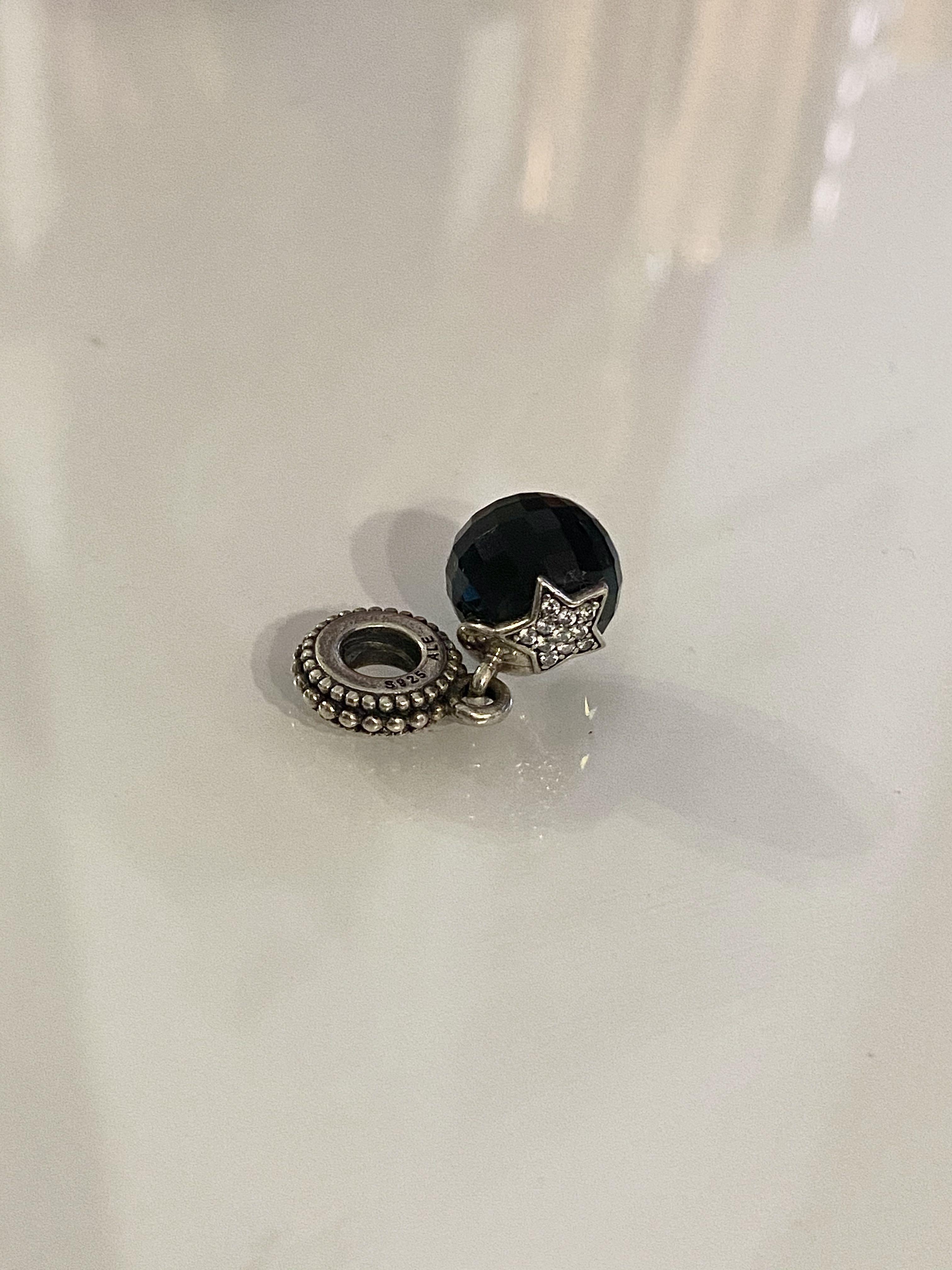 Pandora midnight star pendant deals