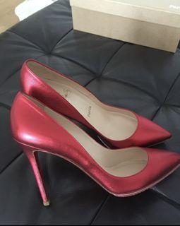 Like New with box- authentic christian louboutin GORGEOUS red high heels 38