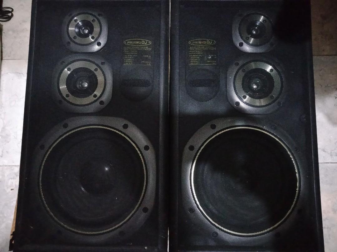 Sanyo 3-Way Bass Reflex Speaker System 