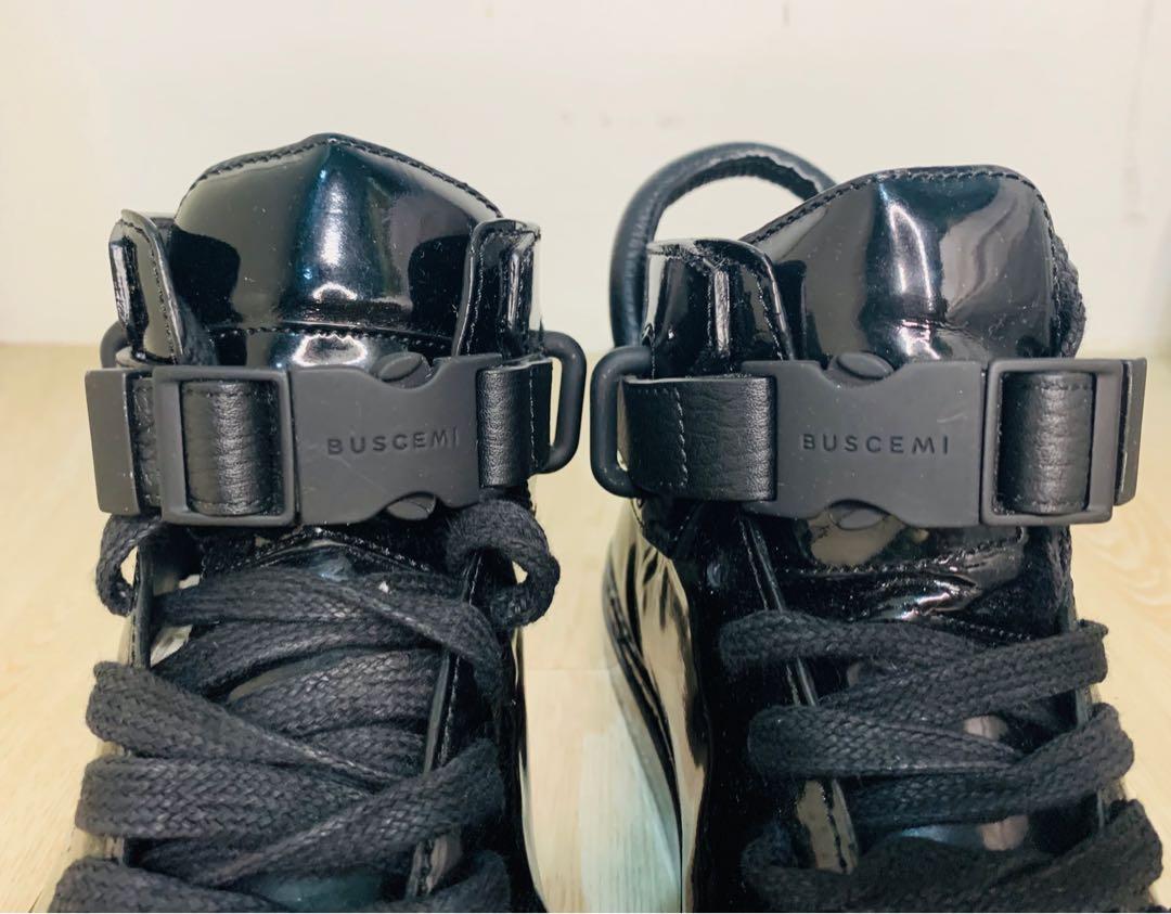 Buscemi 100 online
