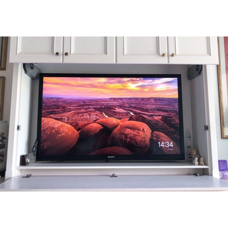 Sony TV 50” Sony Bravia 50 inch, TV & Home Appliances, TV