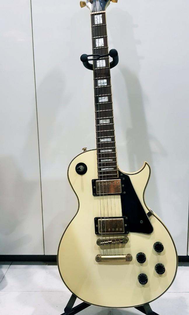 Suzuki Electric Guitar, Hobbies & Toys, Music & Media, Musical