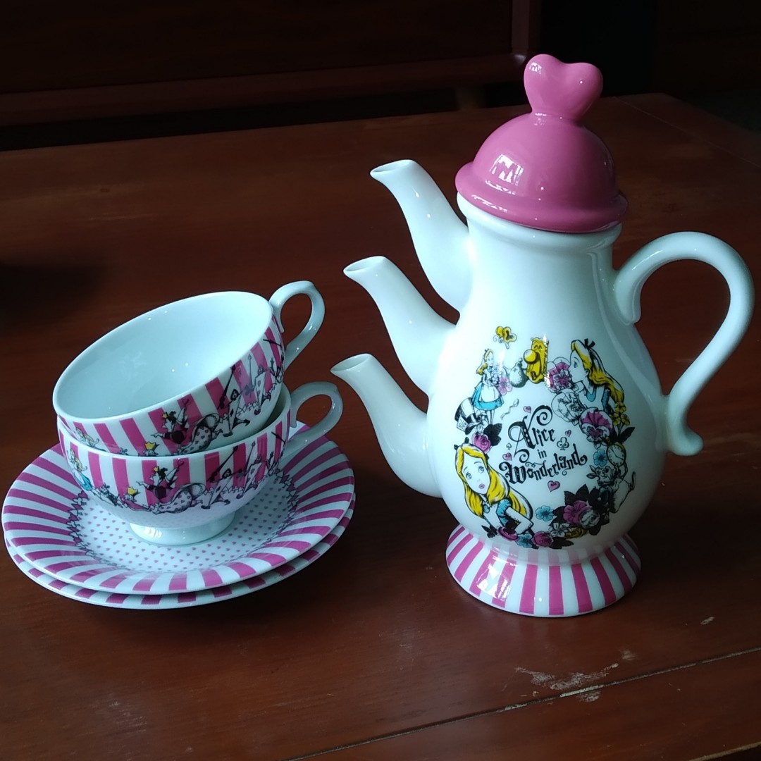 Disney Alice in Wonderland Premium Teapot Cup Set Cafe Tea Pot SEGA Japan F/S 
