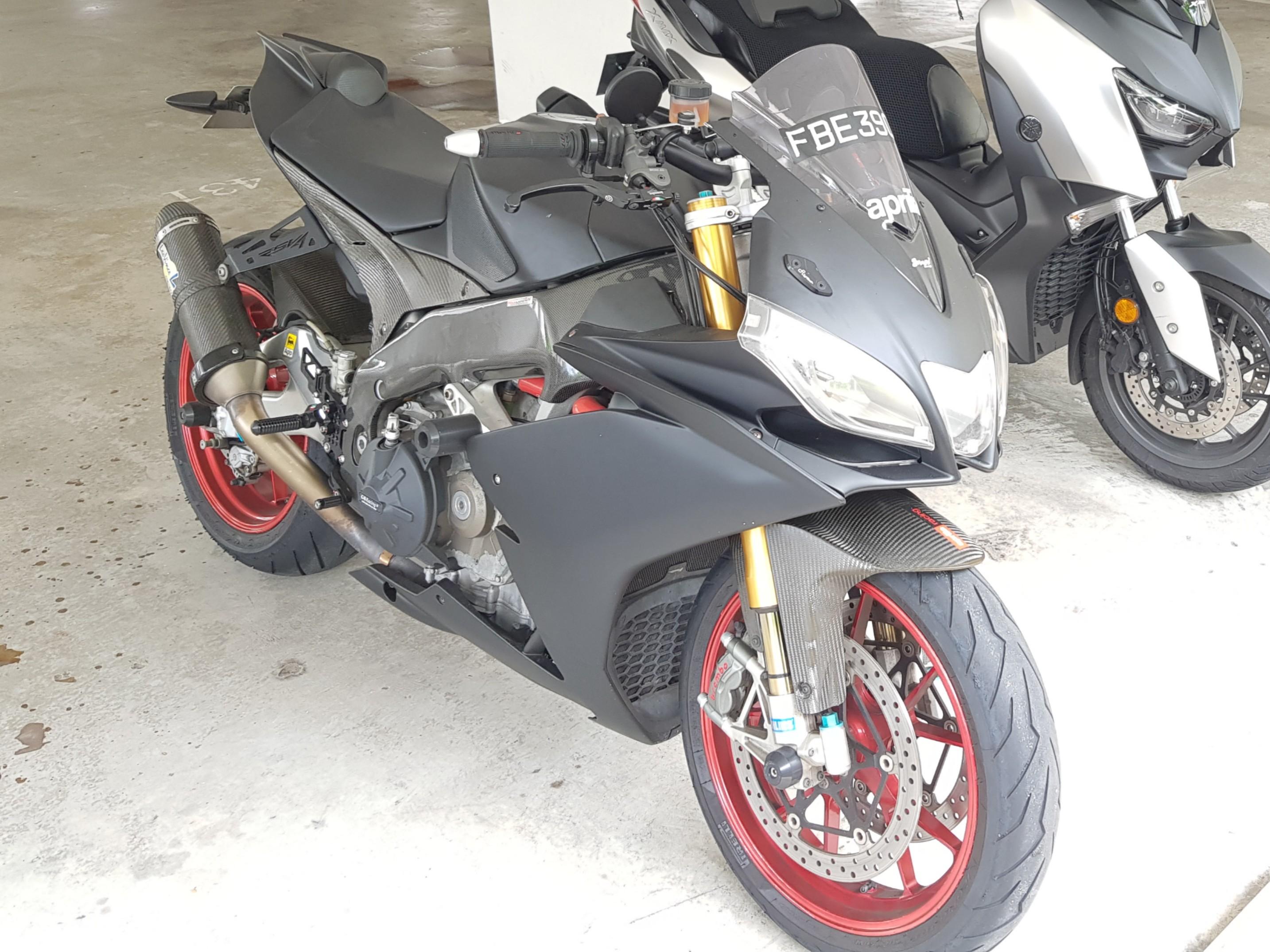 2010 Rsv4 Factory Tuono Motorcycles Motorcycles For Sale Class 2 On Carousell