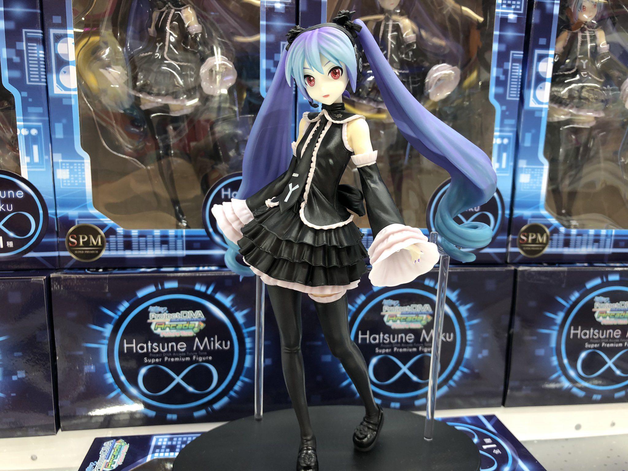 初音未來Hatsune Miku ​∞ 行貨模型Super Premium SPM Figure Project DIVA Arcade Future  Tone Sega 日本全新, 興趣及遊戲, 玩具 遊戲類- Carousell