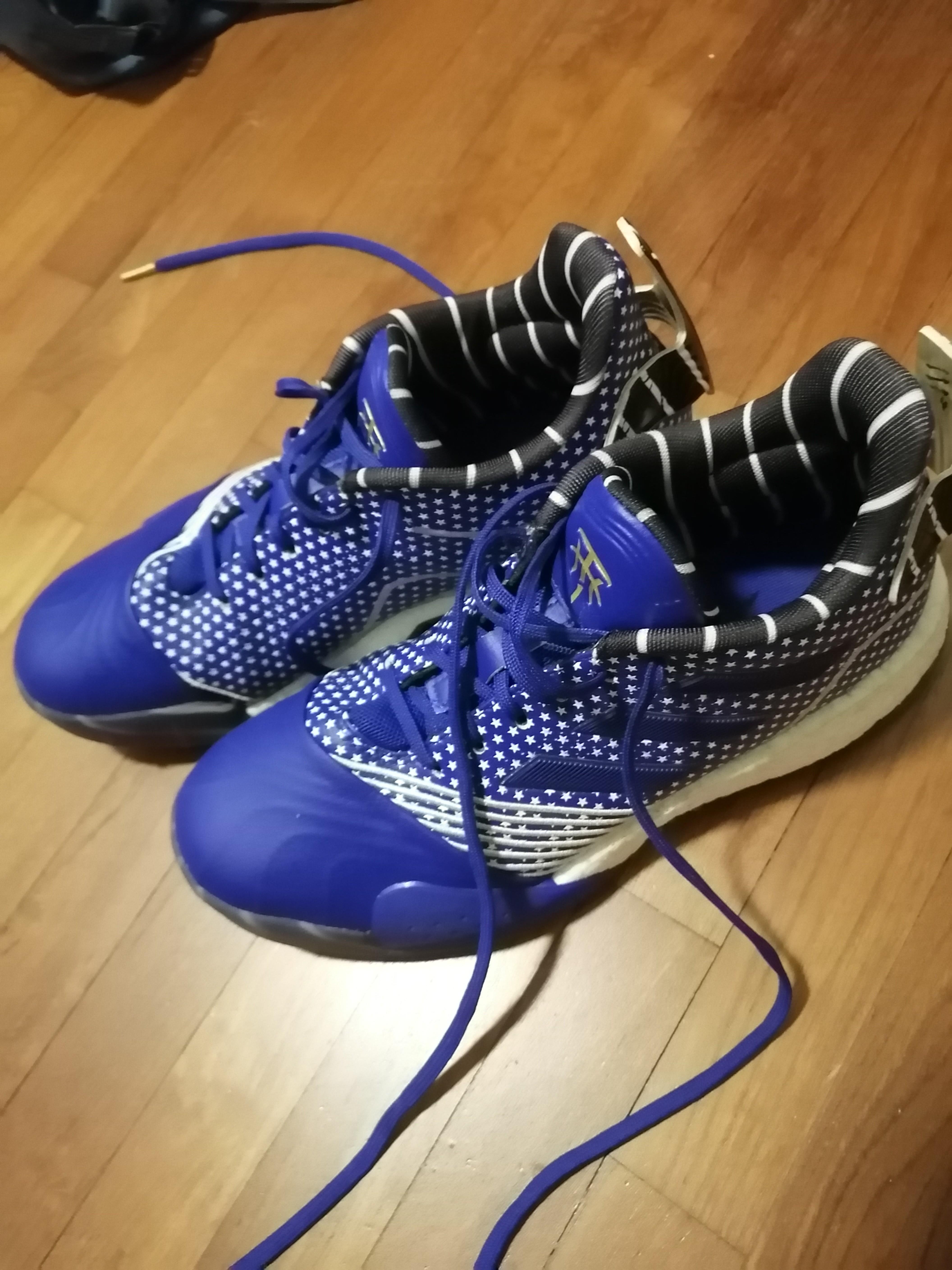 t mac shoes with wood