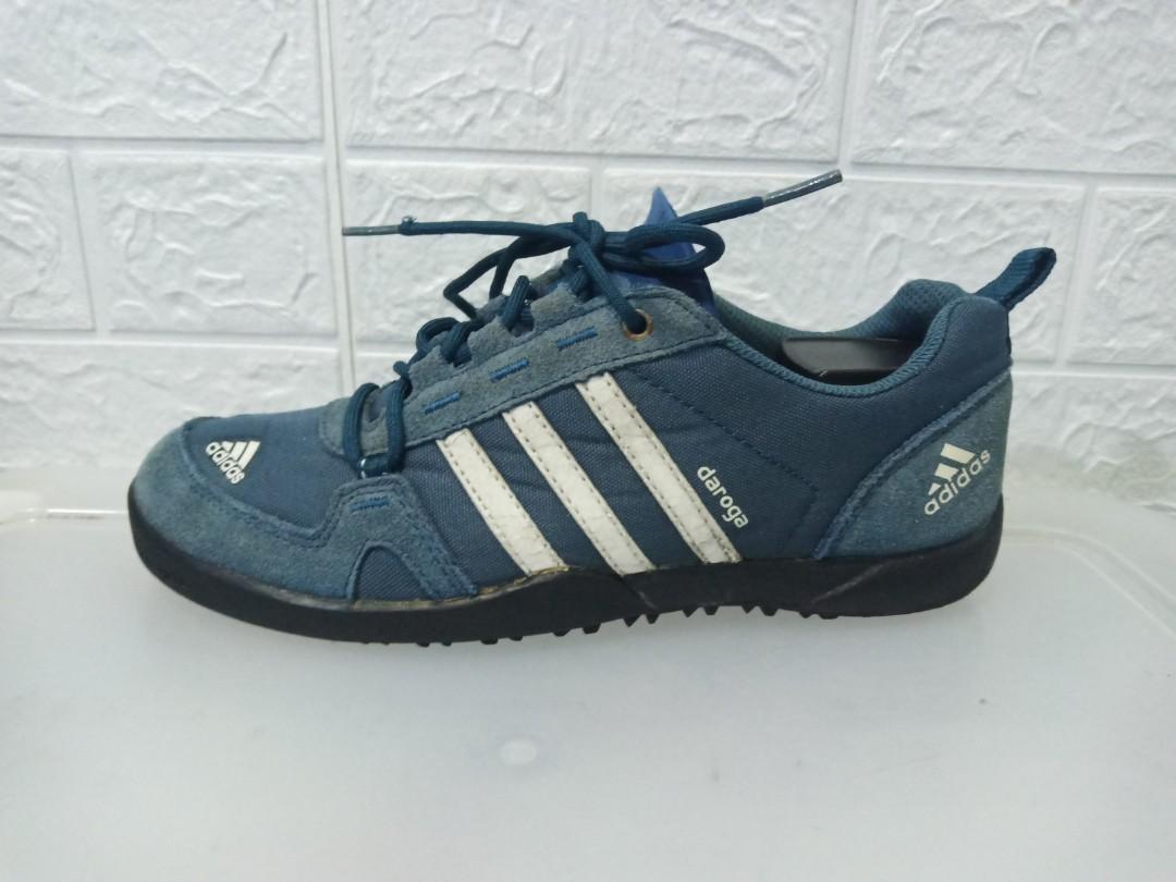 Adidas Daroga, Men's Fashion, Activewear on Carousell