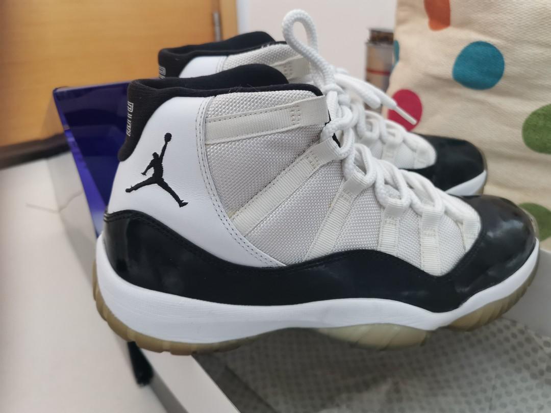 Jordan 11 concord 2011 box store