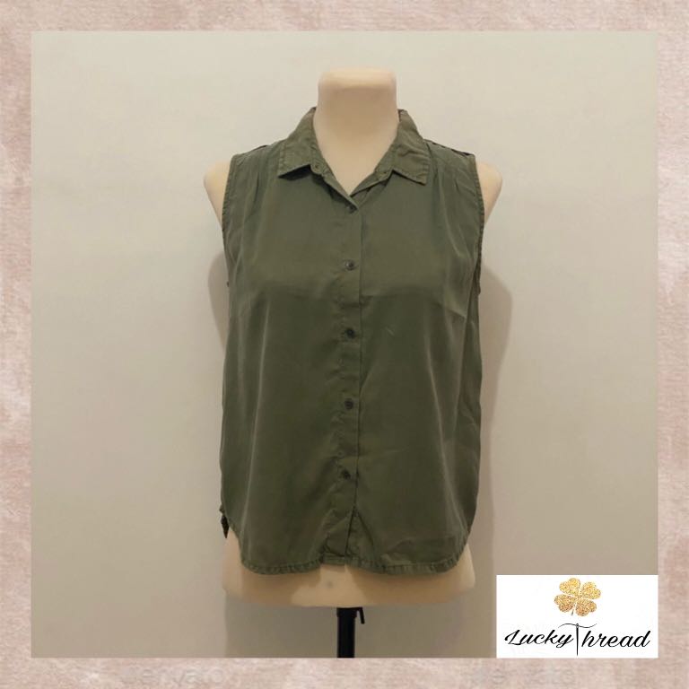 Army green sleeveless, Women's Fashion, Tops, Sleeveless on Carousell