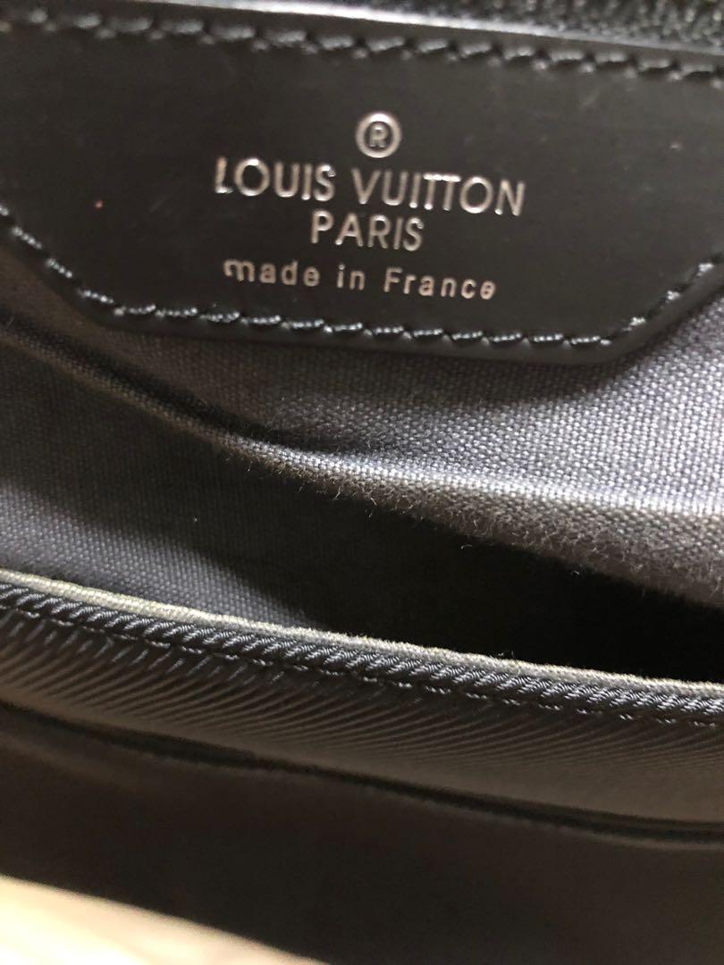 Authentic Louis Vuitton Taiga Viktor Messenger Briefcase Crossbody Bag,  Luxury, Bags & Wallets on Carousell