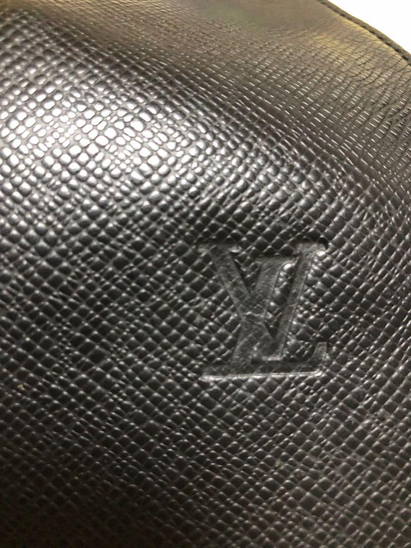 Second Hand Louis Vuitton Victor Taiga Grn/Pvc/Grn Bag bSM20