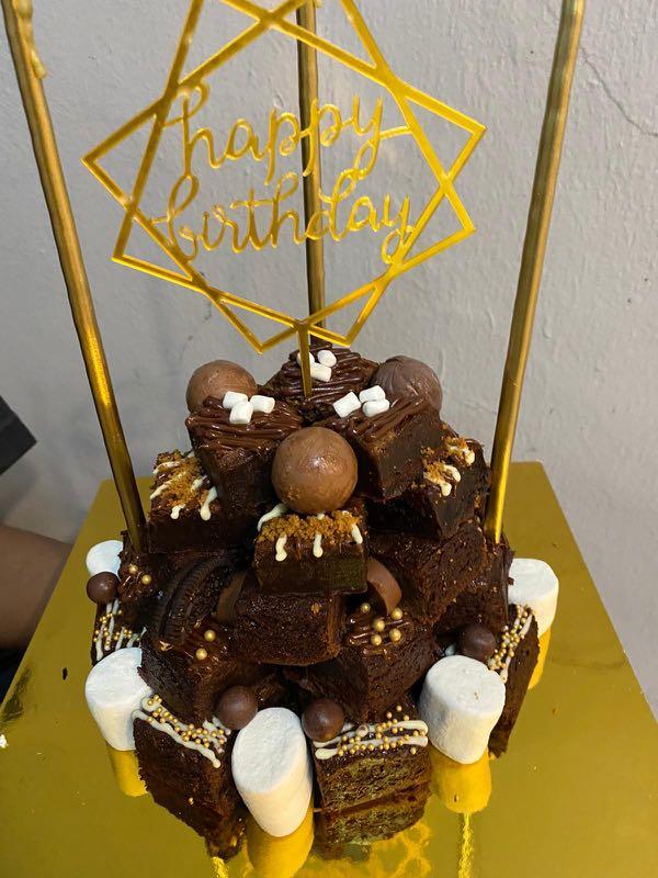 dhanishbakes on Instagram: OUR BEST SELLER ⭐ Brownies tower 💫 A perfect  gift for your loved one… | Birthday cake brownies, Brownie cake, Birthday  cake alternatives