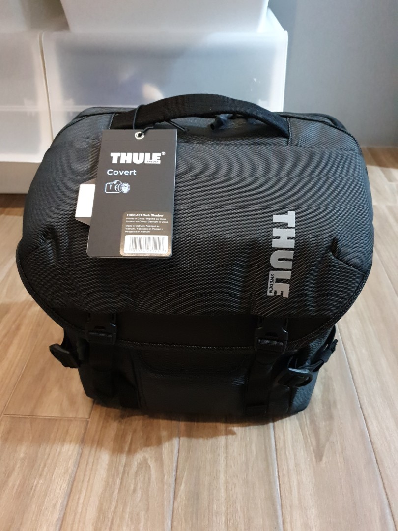 thule covert satchel