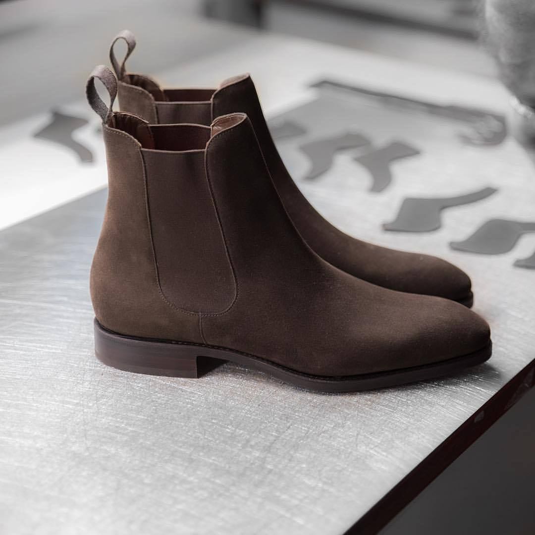 Carmina chelsea boot top