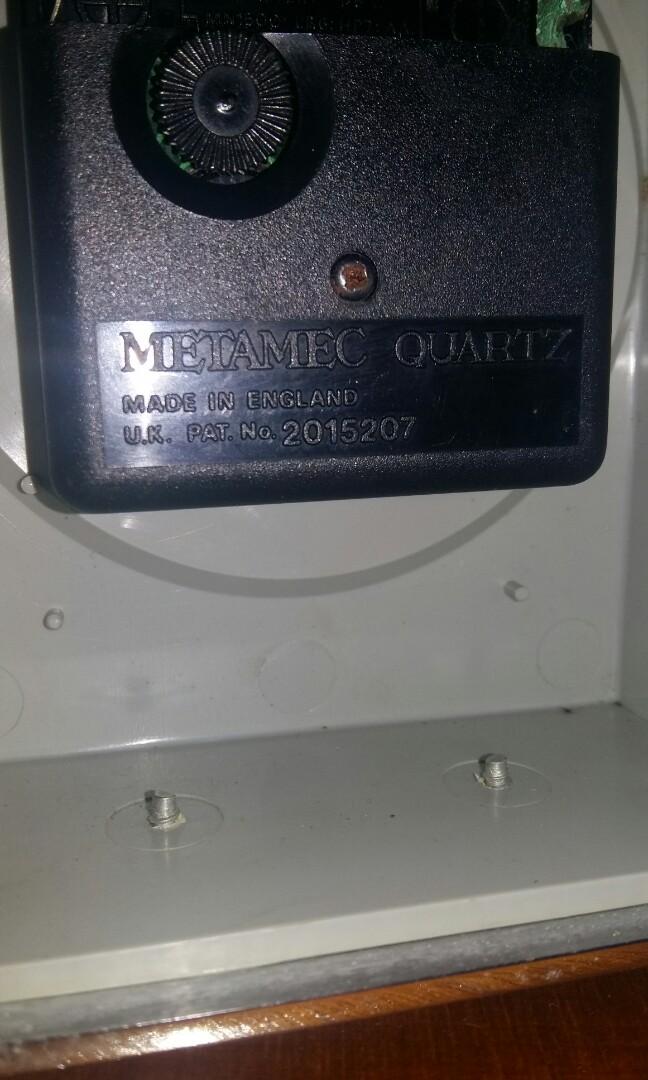 Clock (Category: Watches) located in Ujong Pasir. Submitted by huntiques (Listing ID 1029257101, Image 3). Description: made in england battery operated with a side bell.