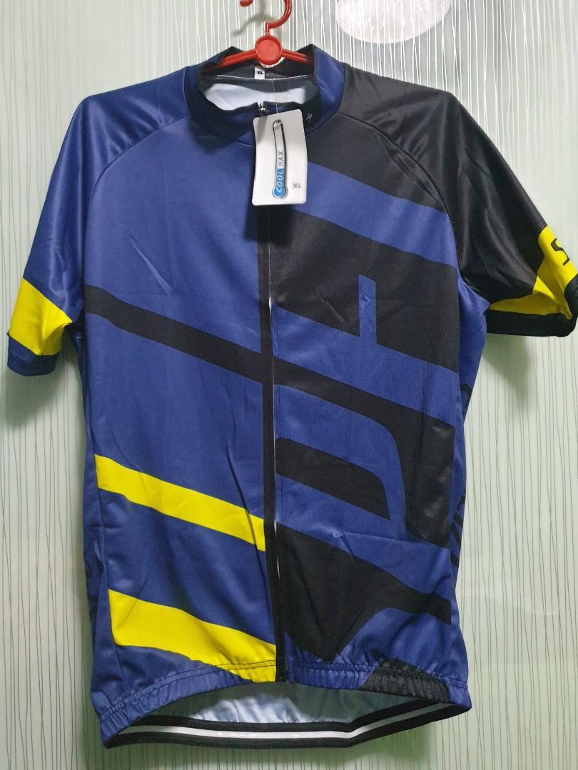 Cycling Jersey Specialized (Category: Activewear) located in Singapore. Submitted by escapu_na (Listing ID 1029319183, Image 1). Description: Cycling jersey is breathable absorbent quick-drying, more comfortable. Size: XL Jersey Blue w Yellow & Black $25.00 Bib Short: $25.00 Set $45.00 Cyclist, presumed knows the price of Authentic Jersey, same garment they used. COOLMAX: Coolmax pad is completely attached to the skin without displacement, the pe