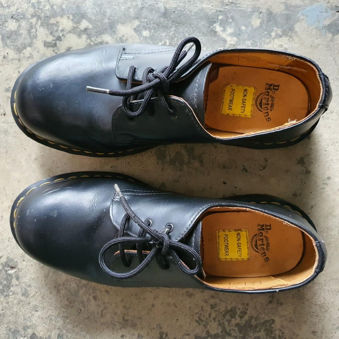 Dr martens non safety footwear best sale