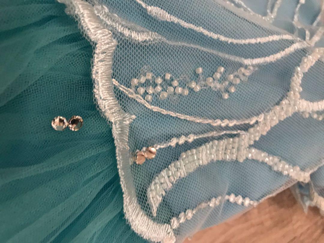 Elsa inspired gown for kids (Category: Babies & Kids Fashion) located in Quezon City. Submitted by chuacab (Listing ID 1029186474, Image 3). Description: Elsa inspired blue gown for kids. Comes with detachable cape. In good condition, used once Size: 4 years old .
