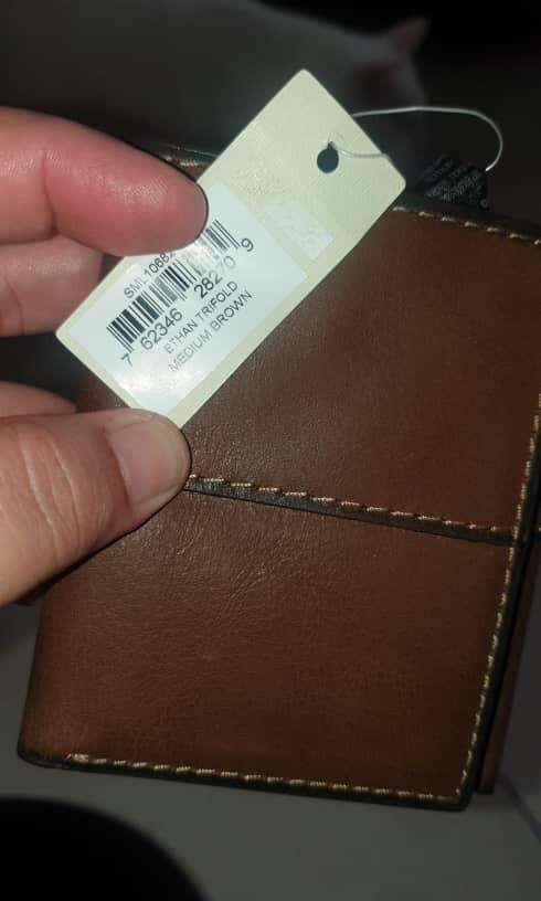 Fossil ethan trifold wallet SML1068060 Men s Fashion Watches