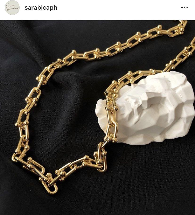 Interlocking Necklace (Sarabica) (Category: Necklaces) located in Mandaluyong City. Submitted by melabells (Listing ID 1029306084, Image 2). Description: Brand new Interlocking necklace from Sarabica PH RFS: Impulsive buying.