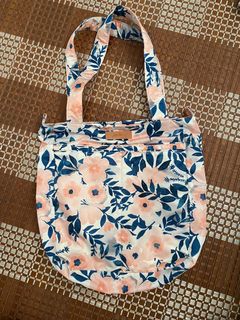 (Category: ) located in . Submitted by fullcloset (Listing ID 1029208425, Image 1). Description: .