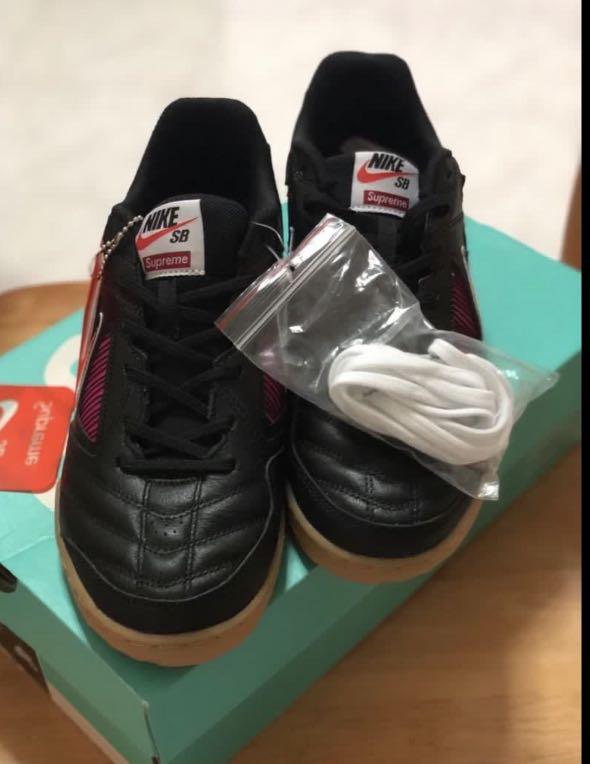 kasut futsal nike sb gato qs supreme Men s Fashion Activewear on