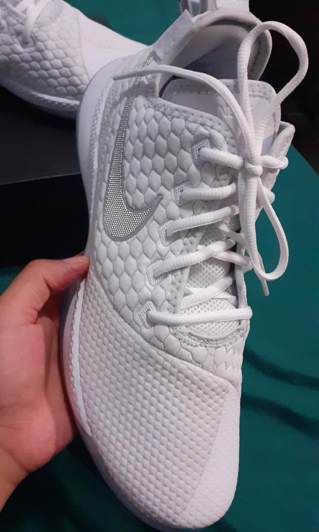 Lebron witness discount 3 white