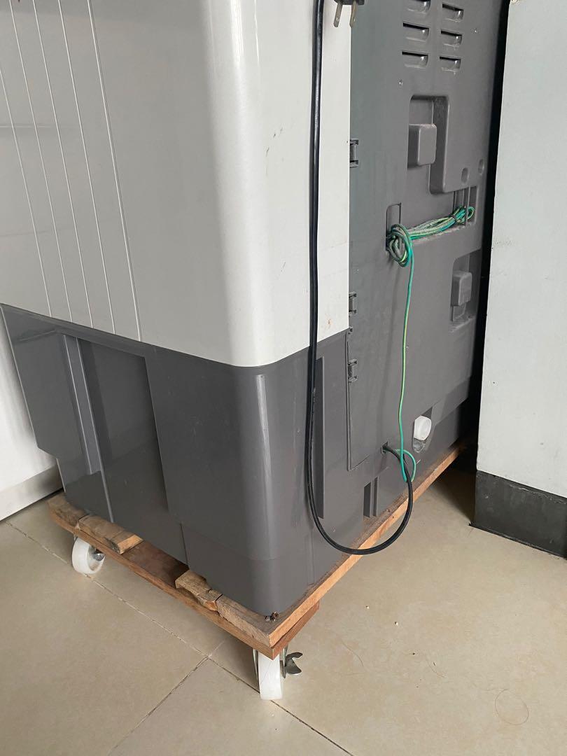 LG Twin Turbo Washing Machine 11kg FREE stand (DIY), TV & Home