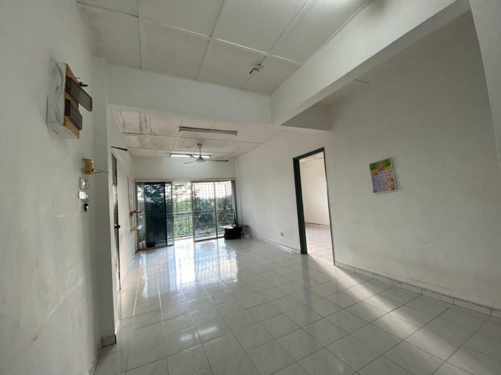 Lily Jasmine Apartment Tampoi Johor Bahru Near Kipmart Low Deposit Property Rentals On Carousell