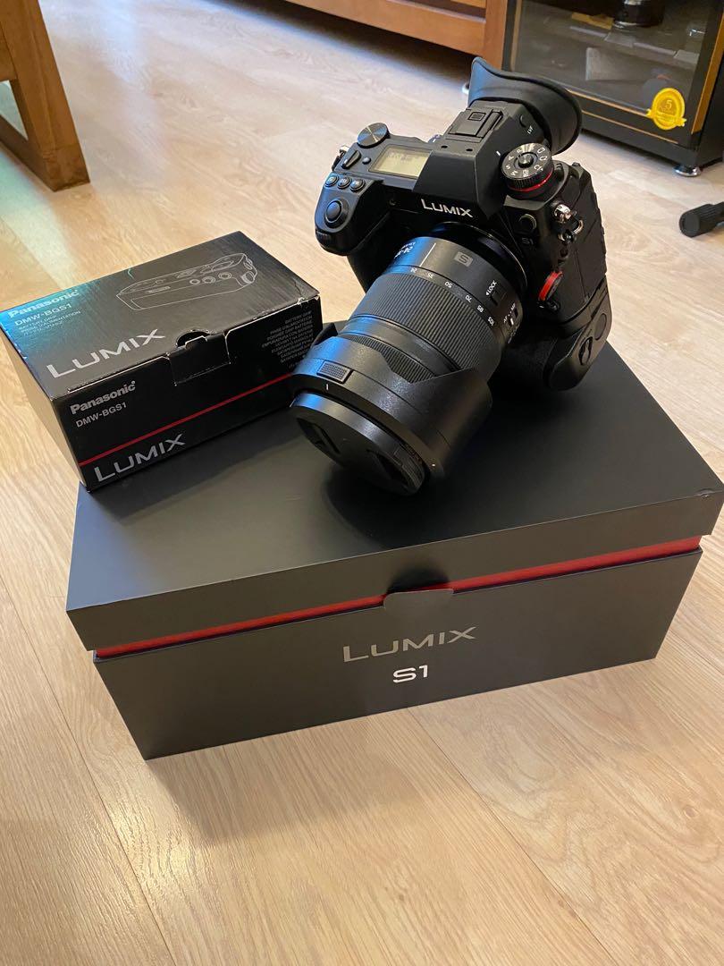 Cater Site lijn Zonnebrand Price slashed!!! Lumix S1 Camera with 24-105mm f4 lens kit + battery grip  and spare battery, Photography, Cameras on Carousell